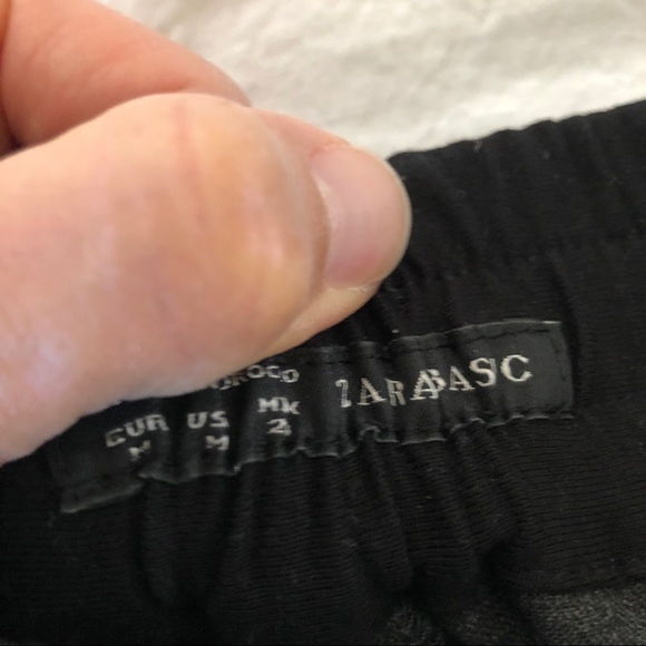 Zara Shorts - Picture 2 of 3